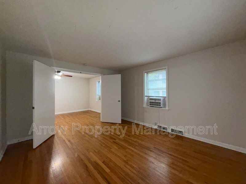 1515 S 11th St #3 - Photo 5 of 18