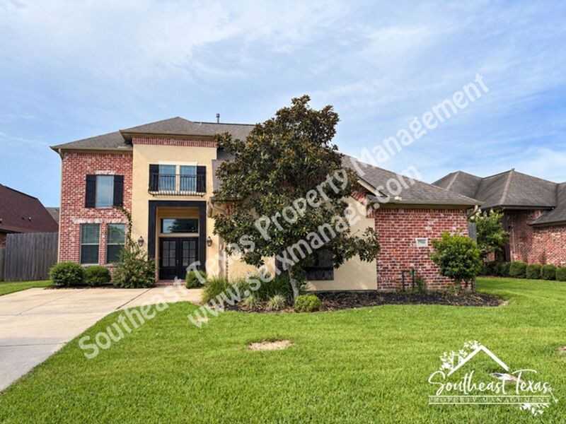 7760 Summer Wind Dr - Photo 2 of 29