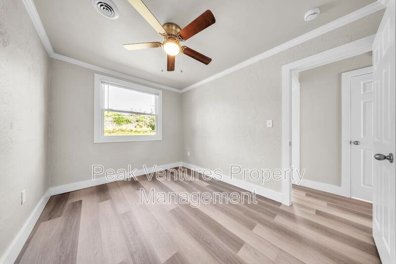 10 Cabot Ct #A - Photo 6 of 22