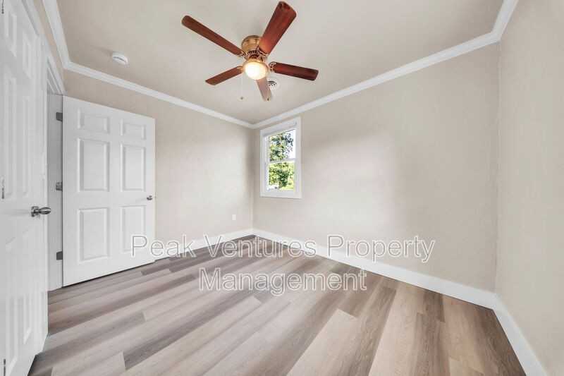 10 Cabot Ct #A - Photo 7 of 22