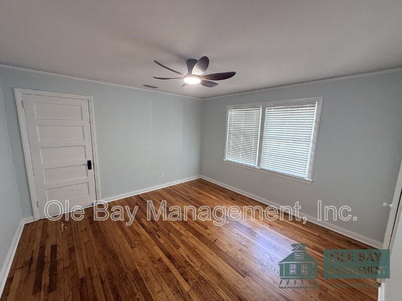 1810 New Hamilton St #1-2 - Photo 7 of 12