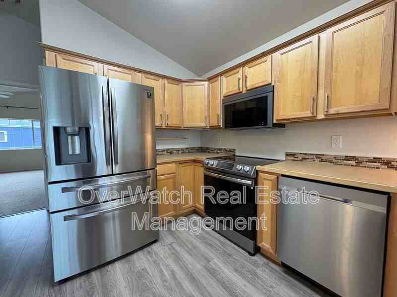5651 Sapphire Loop #22B - Photo 7 of 32
