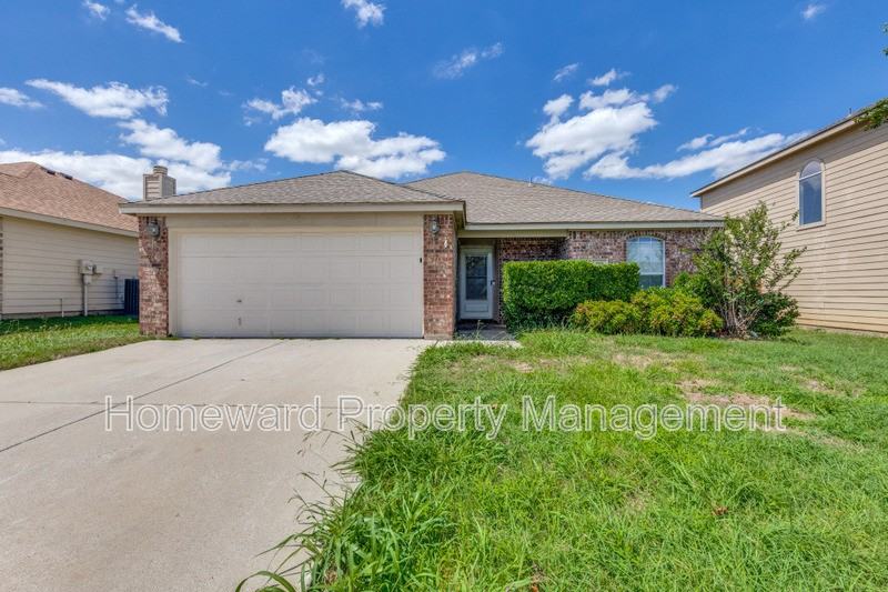 900 San Felipe Trl - Photo 2 of 13