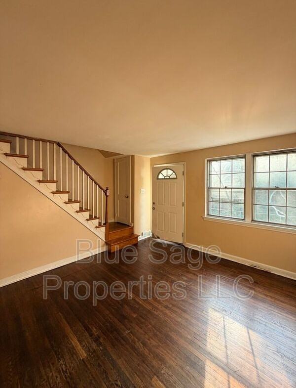 6635 Church Ln - Photo 5 of 21