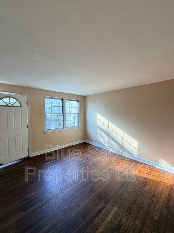 6635 Church Ln - Photo 6 of 21