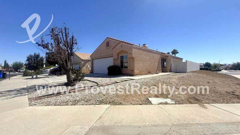 13591 Monterey Way - Photo 3 of 18
