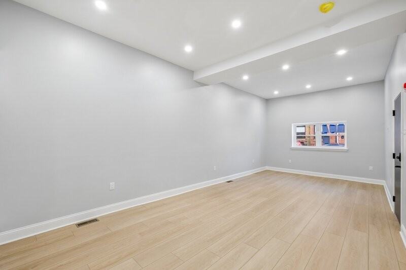617 S 8th St - Photo 5 of 28