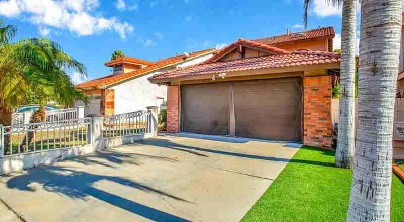 720 Matthisen Cir - Photo 2 of 22