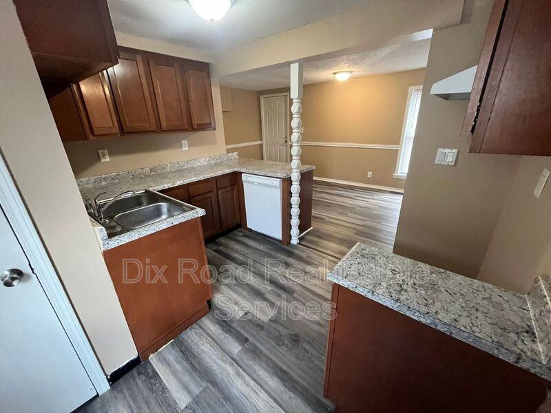 440 S G St - Photo 7 of 22