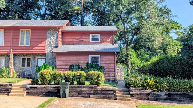 1725 Wynndowne Trl Se