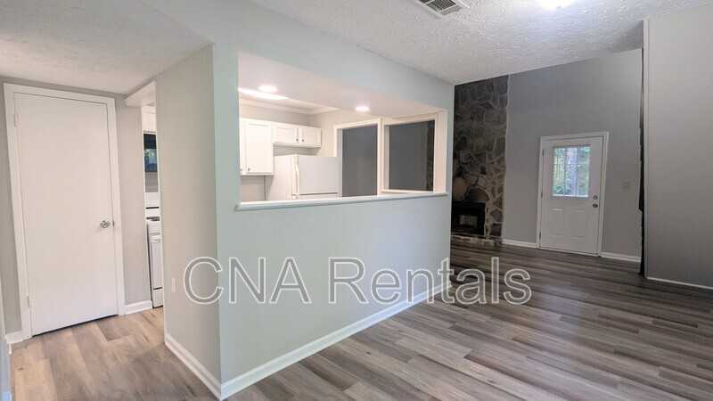 1725 Wynndowne Trl Se - Photo 6 of 27