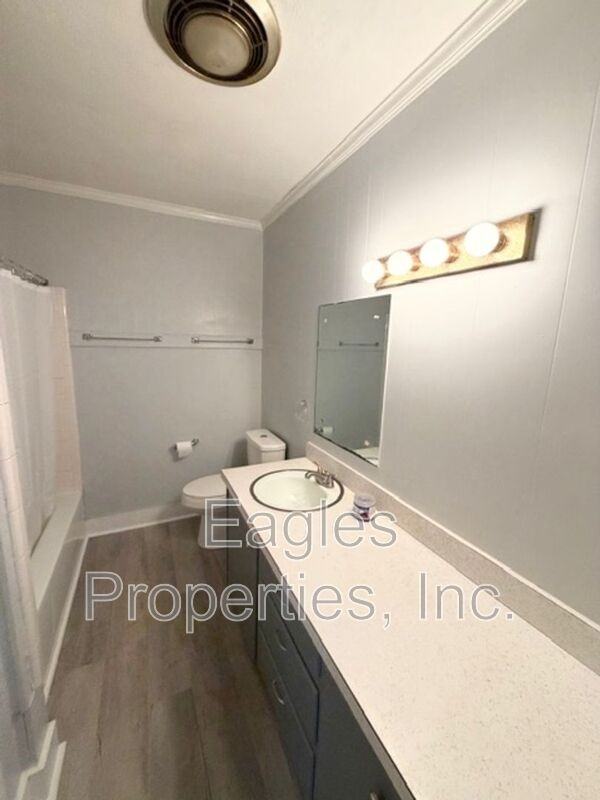 400 N Taylor St #A - Photo 5 of 8