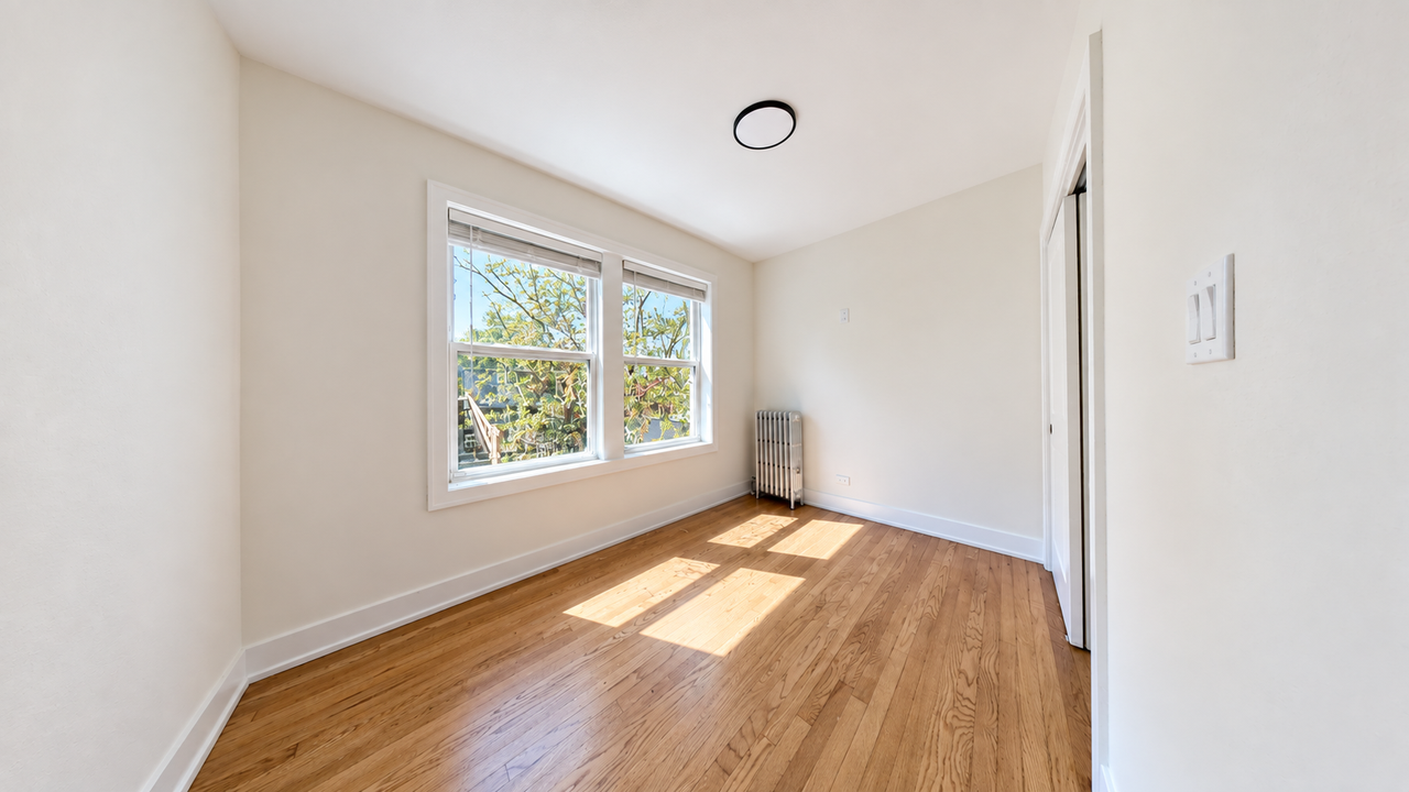 4661 N Manor Ave #2 - Photo 6 of 10