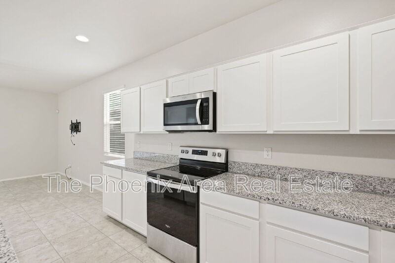 7815 W Riverside Ave - Photo 6 of 37