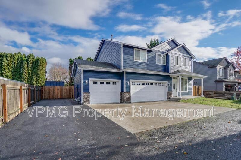 9819 Ne 86th St - Photo 2 of 33