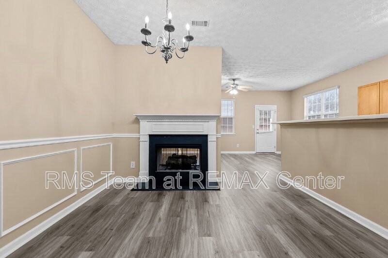 4932 Vireo Dr - Photo 4 of 50