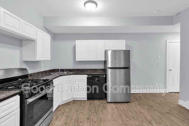 419 Porter Ave #3