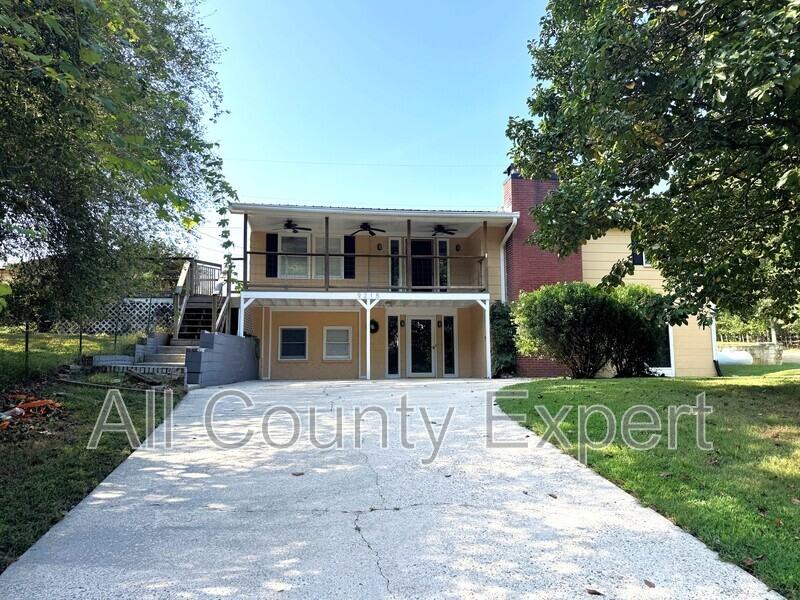 9215 Long Hollow Rd - Photo 3 of 31