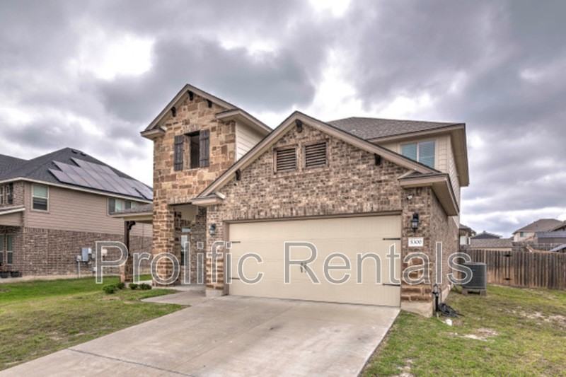 5300 Primavera Ln - Photo 2 of 42