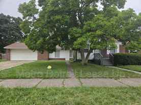 16433 Manning St - Photo 1 of 1