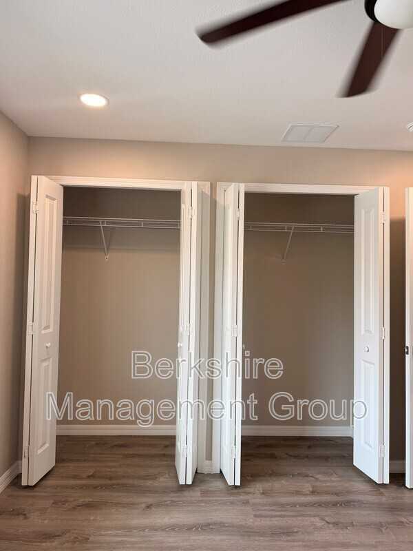 400 Avenue C Se #A - Photo 5 of 22