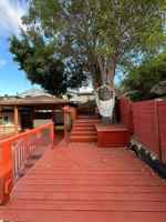 featured image of 4040 Yale Ave