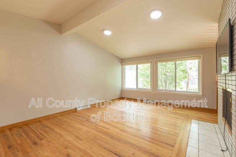 4690 Sioux Dr - Photo 7 of 26