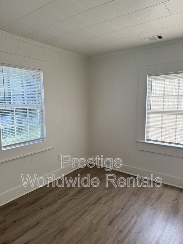 614 Max Anderson Dr - Photo 4 of 10
