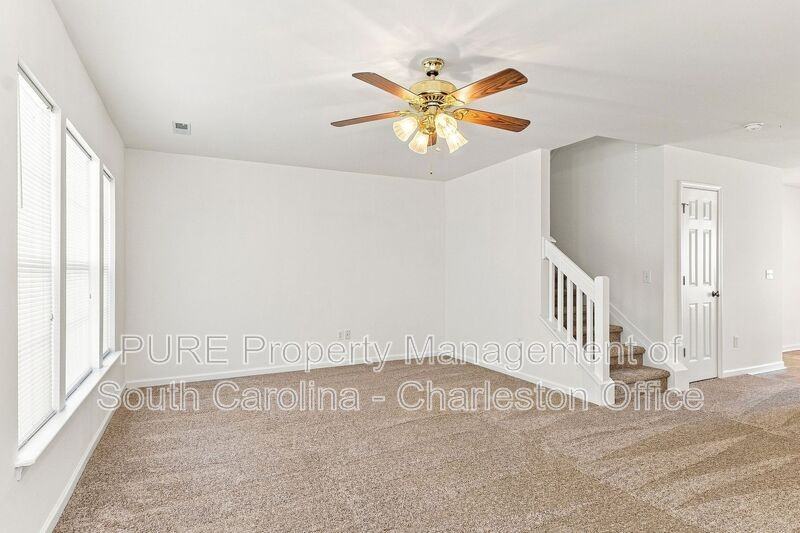240 Jackson St - Photo 2 of 21