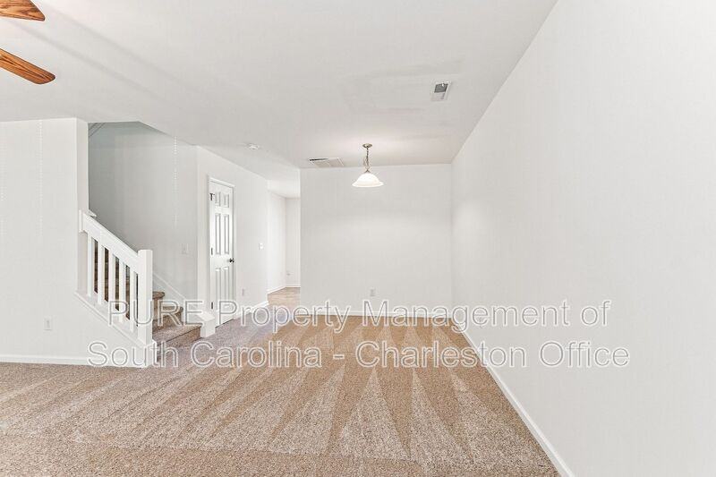 240 Jackson St - Photo 4 of 21