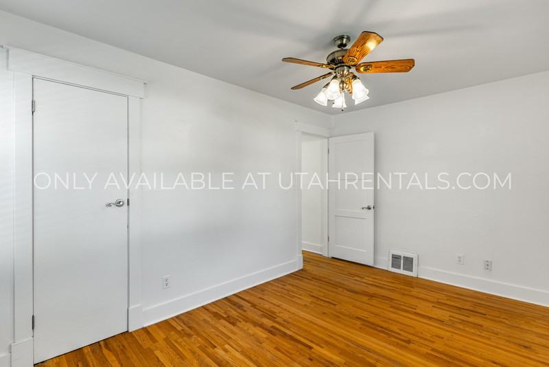 1278 E St - Photo 7 of 28