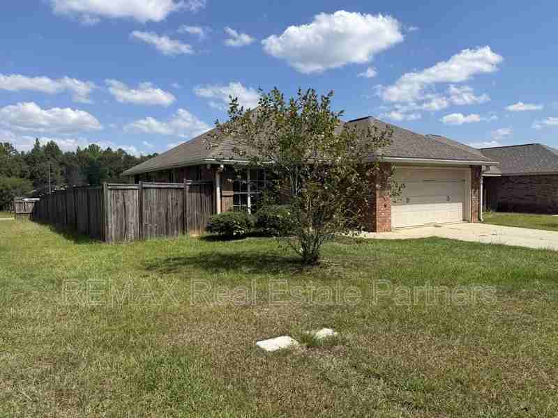25 Hawthorne Dr - Photo 2 of 18