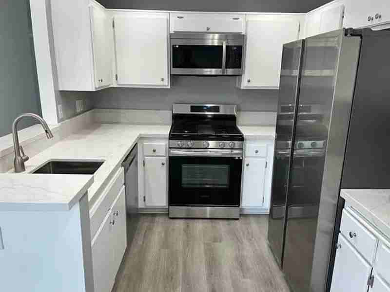 7720 Riverdale Way #N - Photo 4 of 15