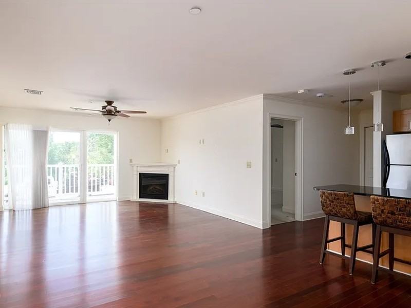 1818 Main St #110 - Photo 5 of 9