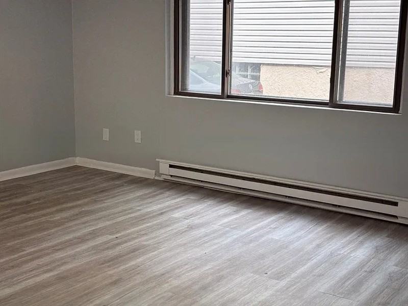 127 Atlantic Ave #4 - Photo 5 of 11