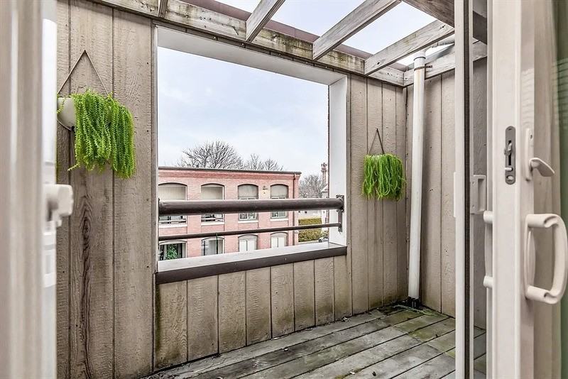 21 Margin St #33 - Photo 4 of 19