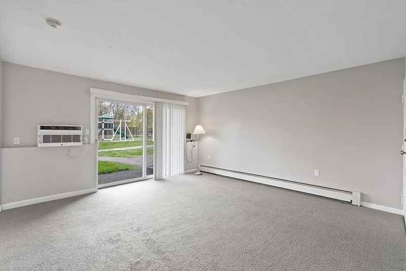 39 Farrwood Ave #1 - Photo 5 of 16