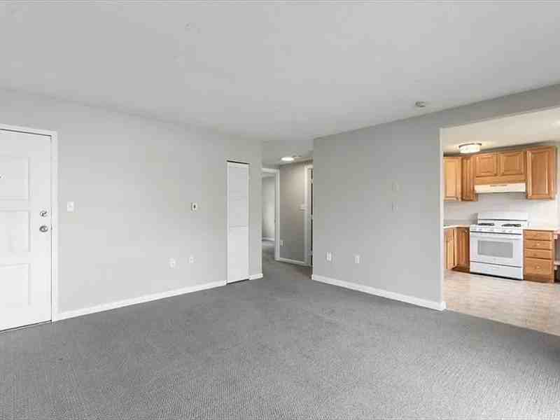 39 Farrwood Ave #1 - Photo 6 of 16