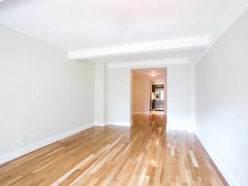 20 Park Ave #7A - Photo 4 of 8