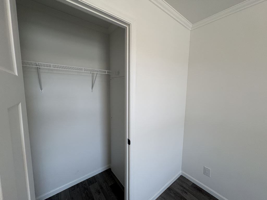 5046 Sawgrass Dr - Photo 3 of 29