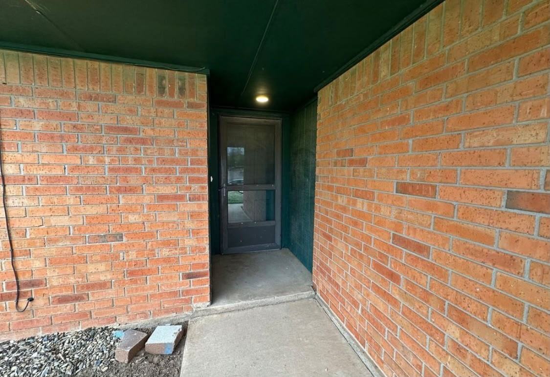 6643 Apache Circle - Photo 2 of 45