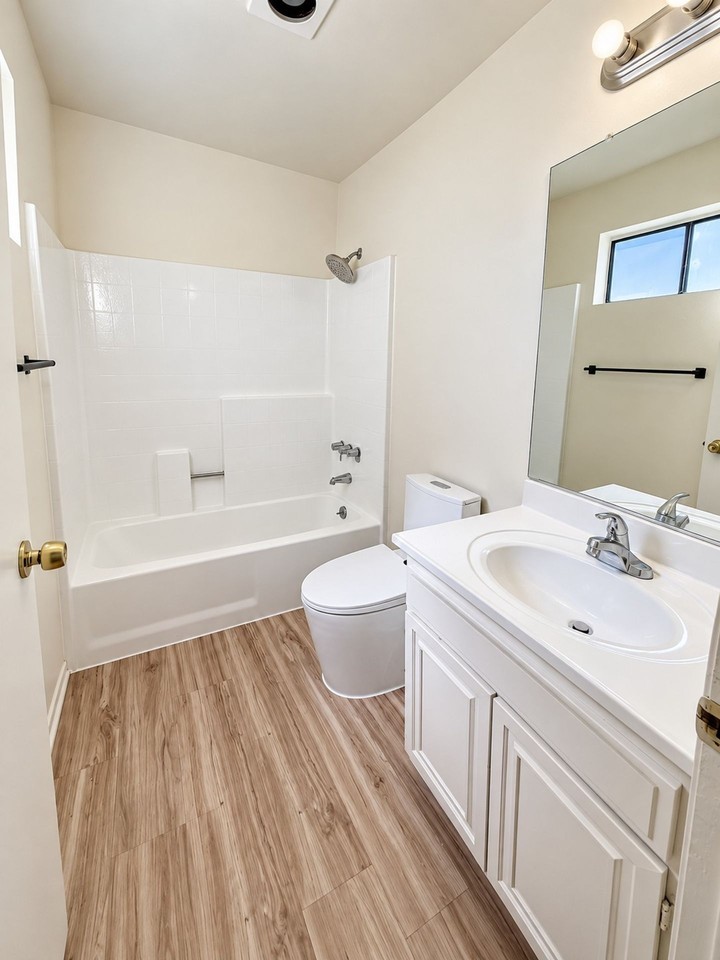 Carpenter Apartments in Valley Village. Now Leasing! - Photo 4 of 24