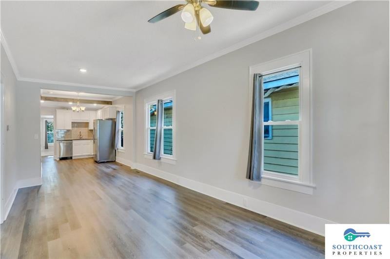 27 W 54th St - Photo 3 of 11