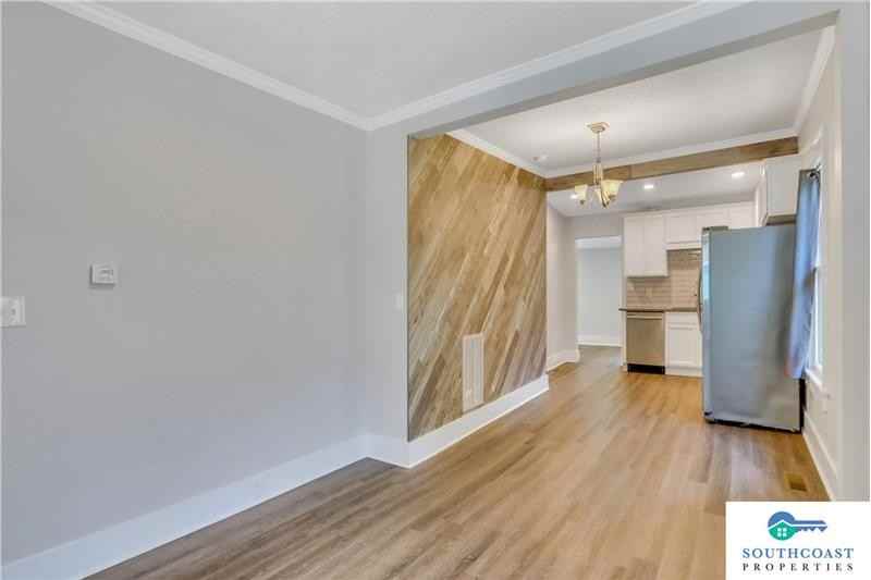 27 W 54th St - Photo 4 of 11