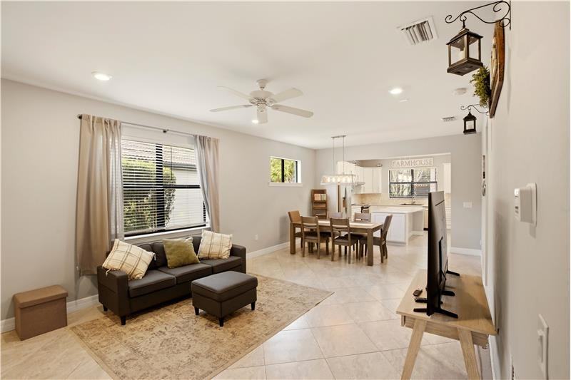 11216 Carlingford Rd - Photo 3 of 4