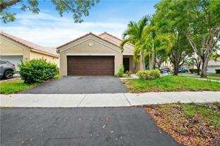 4498 Dogwood Cir - Photo 1 of 1