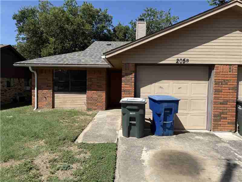205 Jason Dr ##B - Photo 2 of 21