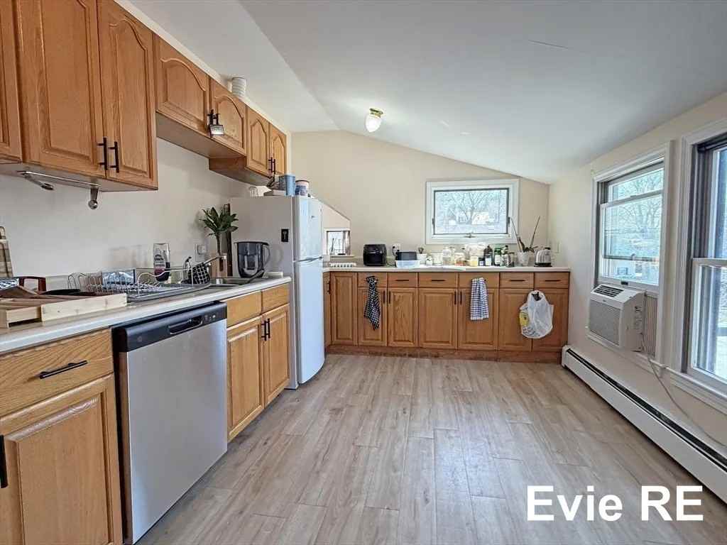 539541 Commonwealth Ave #3