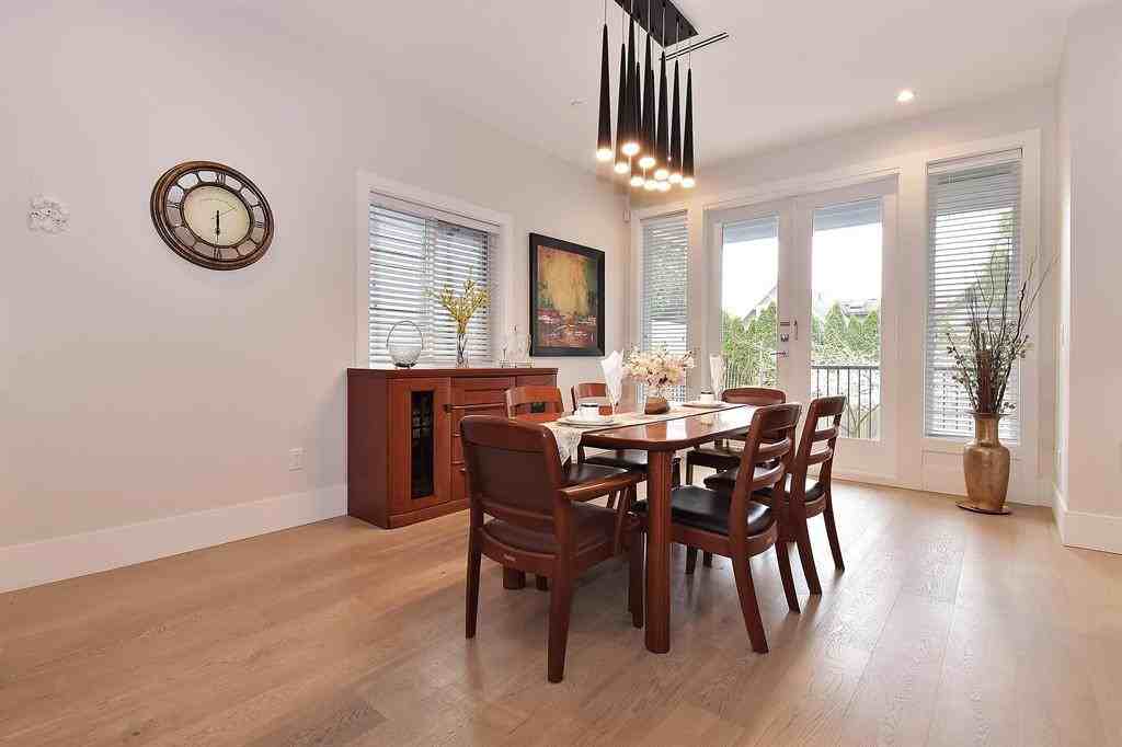 15448 Russell Avenue - Photo 7 of 25