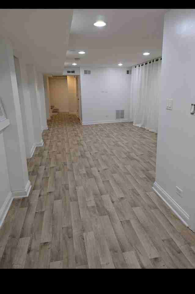3139 West Leland Avenue #B - Photo 4 of 15